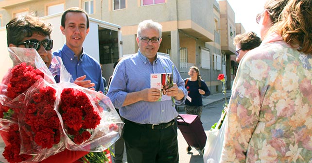 Miguel Suárez, candidato socialista a la Junta Local de Balerma, José María Martín Fernández y Tomás Elorrieta