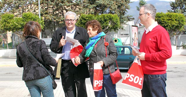 Tomás Elorrieta, Carmen Caparrós y Juan Godoy, en Ejido Norte