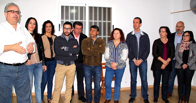 Tomás Elorrieta, José María Martín y Gracia Fernández, con miembros de la candidatura socialista a las municipales en Balerma y El Ejido