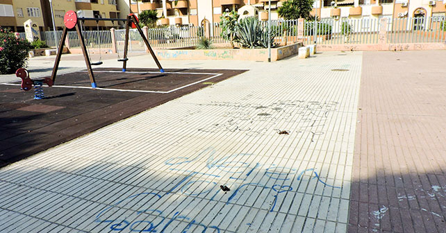 Plaza Gayde de Almería (entre San Juan Bosco y Barrio Alto)