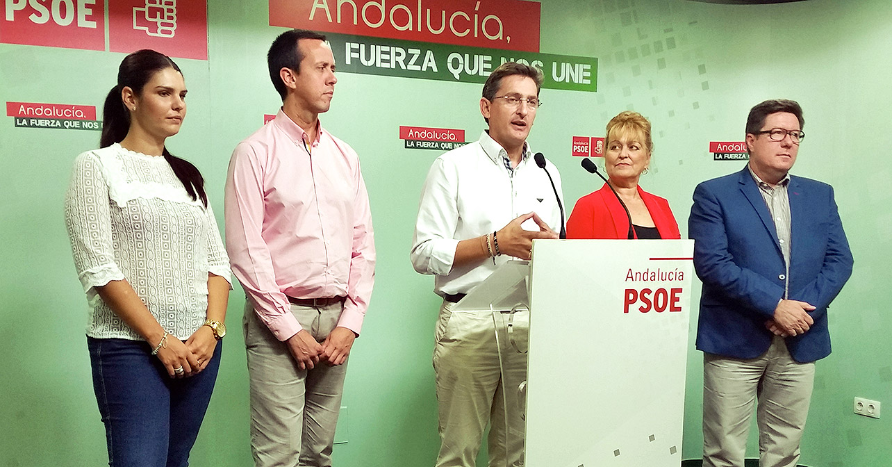 El PSOE advierte de que la pinza de PP y Podemos perjudica a 1.611 empleados públicos almerienses