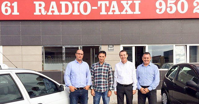 ALMERÍA. El PSOE respalda a los taxistas en su petición de ayudas por parte del Ayuntamiento para adaptar los vehículos