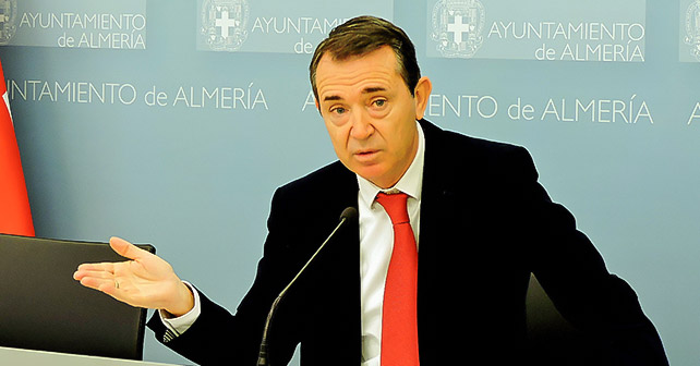 Juan Carlos Pérez Navas, portavoz del Grupo Municipal Socialista en el Ayuntamiento de Almería