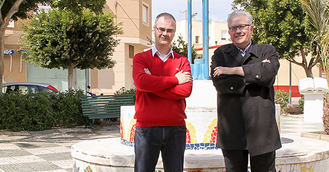 Juan Godoy y Tomás Elorrieta, en la plaza Francisco Velarde