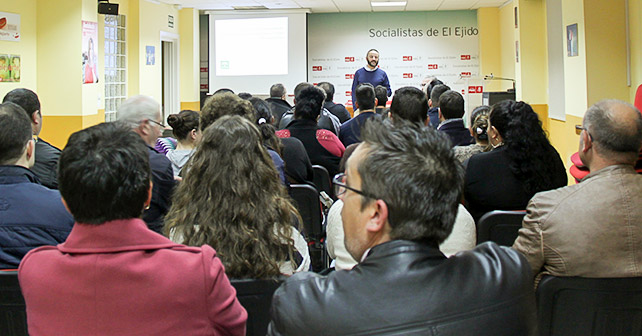 EL EJIDO. El PSOE de El Ejido acoge una concurrida charla sobre los planes de empleo de la Junta de Andalucía