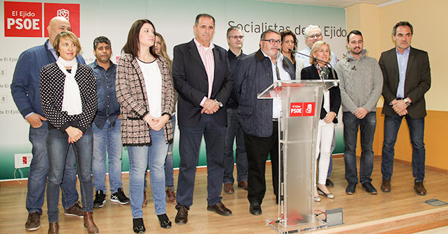 EL EJIDO. Los socialistas del Poniente muestran su apoyo al paro que llevarán a cabo los agricultores el próximo jueves