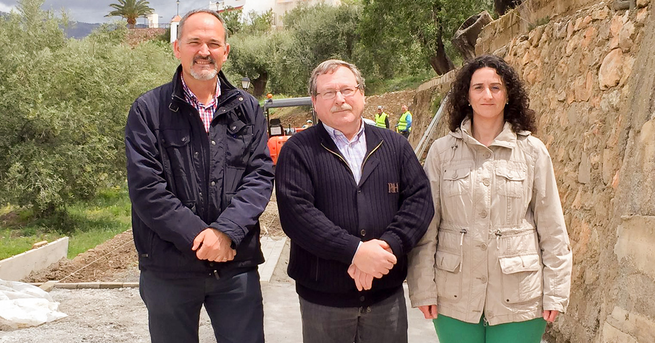 Vsita que han realizado diputados provinciales del PSOE a las obras del PFEA en Alcolea