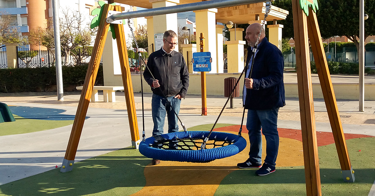 Juan Godoy y Juan José Callejón, en el parque municipal