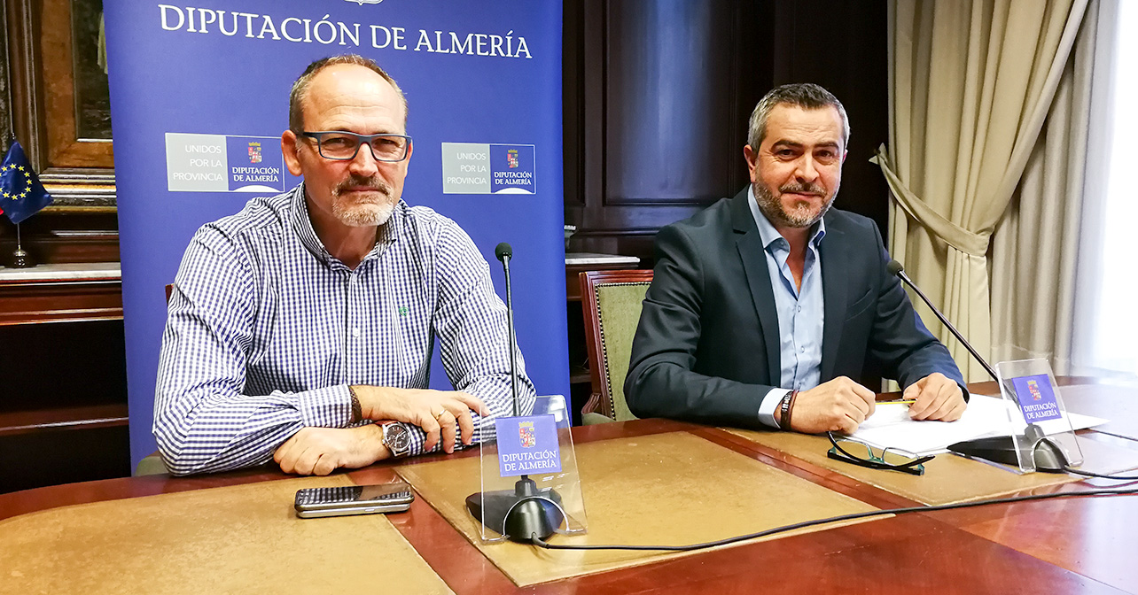 Rueda de prensa que ha ofrecido el portavoz del PSOE en la Diputación Provincial, Juan Antonio Lorenzo