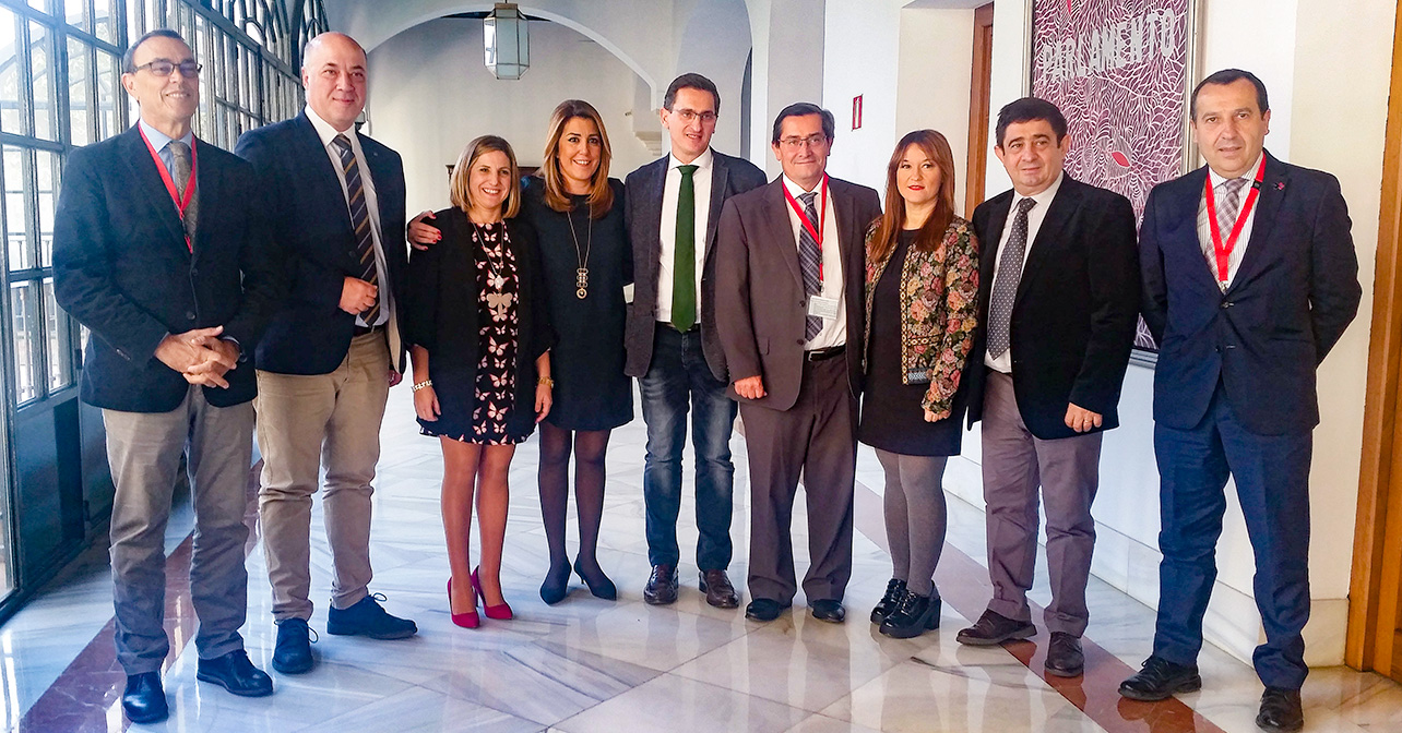 La presidenta de la Junta de Andalucía, Susana Díaz con los Secretarios Generales provinciales de Andalucía