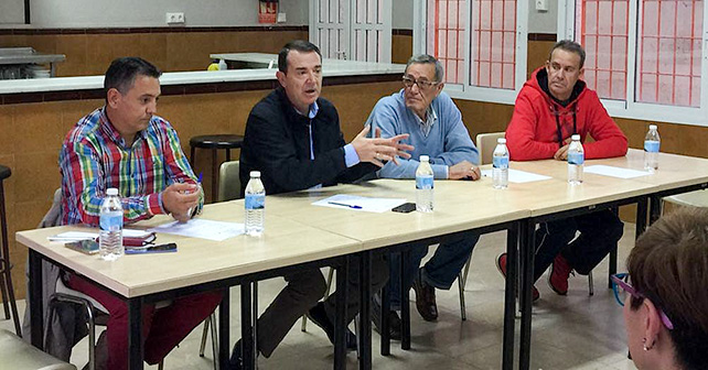 Visita y reunión con vecinos de Cabo de Gata con el PSOE en el Ayuntamiento de Almería