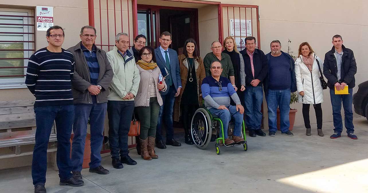 Visita del PSOE a la Asociación Murgi