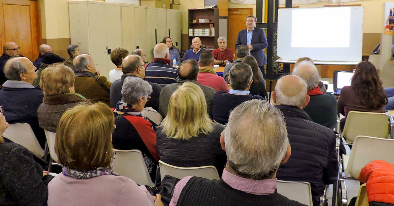 Asambleas Abiertas que ha comenzado a celebrar el PSOE de la capital en distintos barrios de la ciudad para abordar asuntos de actualidad