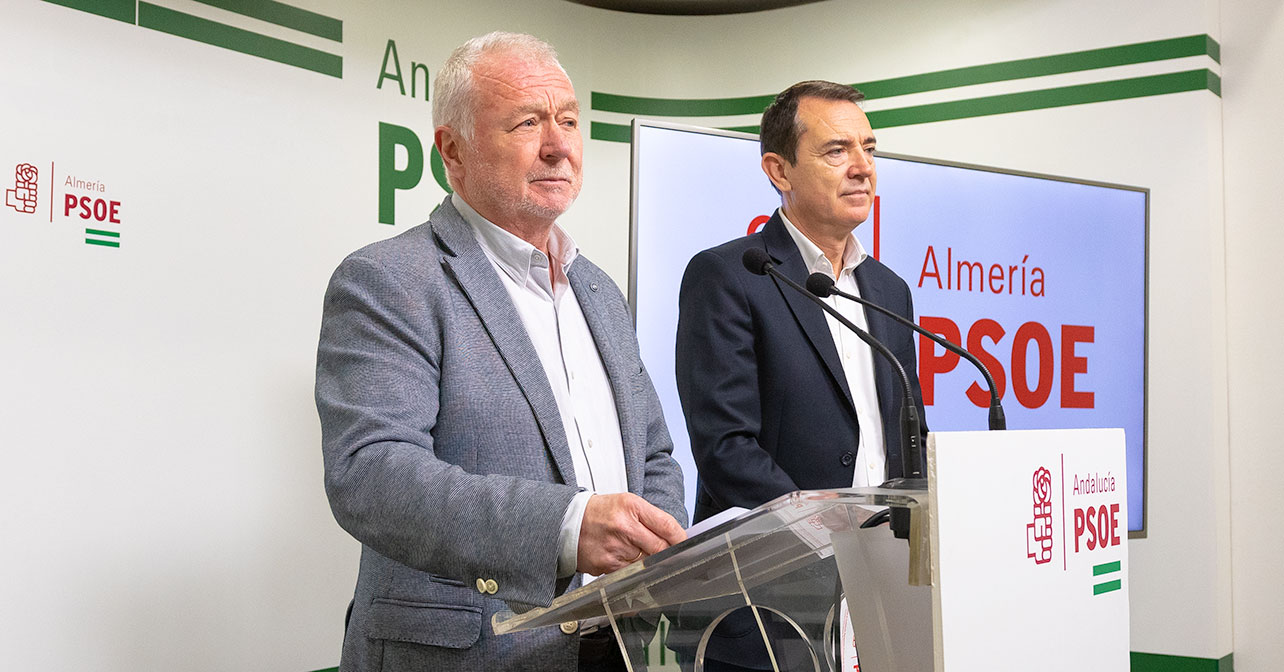 Rueda de prensa que han ofrecido el diputado nacional Juan Jiménez y el senador Juan Carlos Pérez Navas
