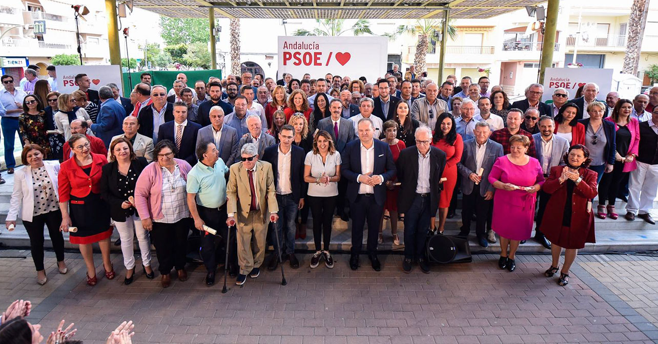 Acto de celebración del 40 aniversario de los Ayuntamientos democráticos en Cuevas de Almanzora (Almería)