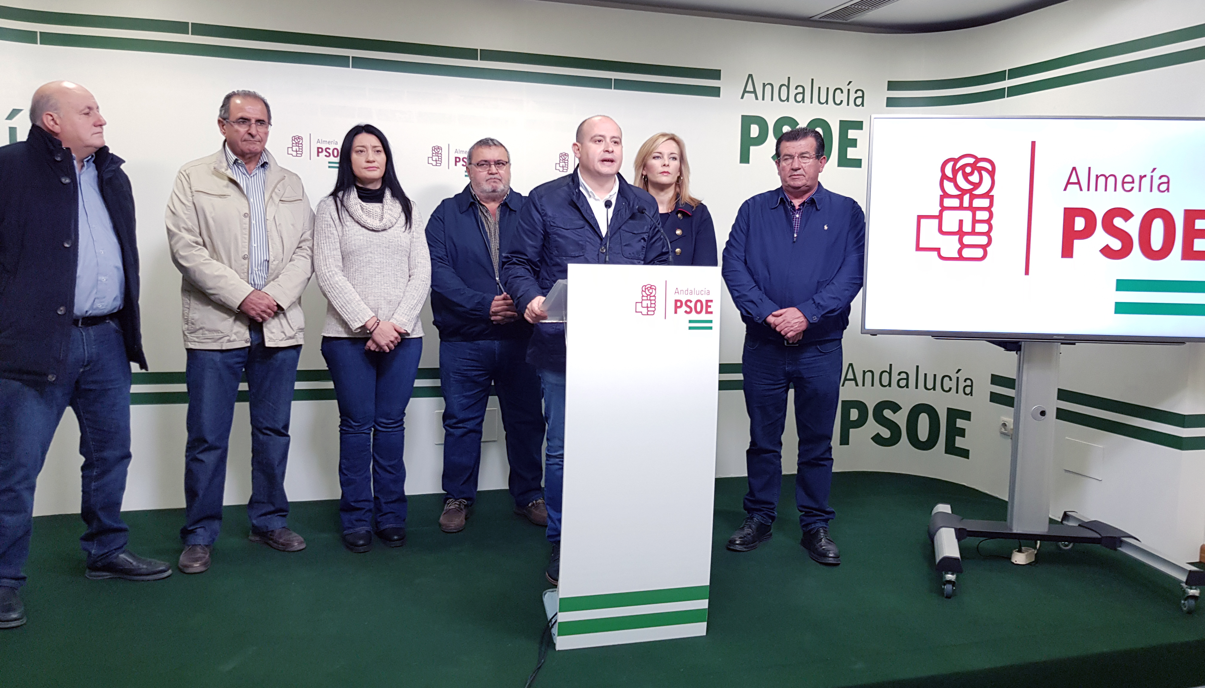 Rueda de prensa ofrecida por el secretario de Organización del PSOE de Almería, Antonio Martínez