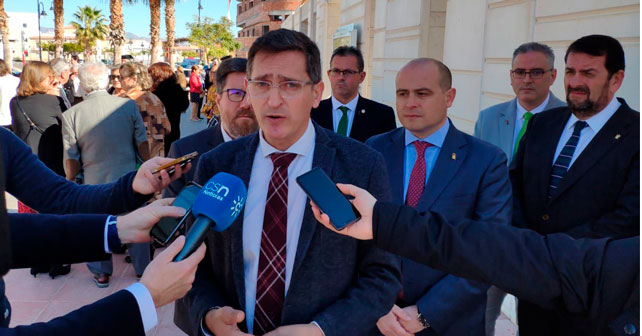 Atención a medios del secretario general del PSOE de Almería, José Luis Sánchez Teruel