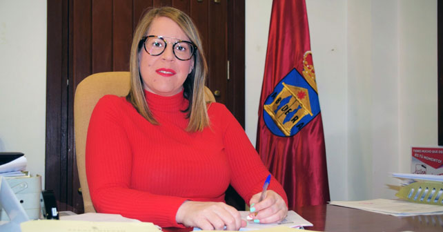 Encarni Román, concejala del PSOE en el Ayuntamiento de Adra