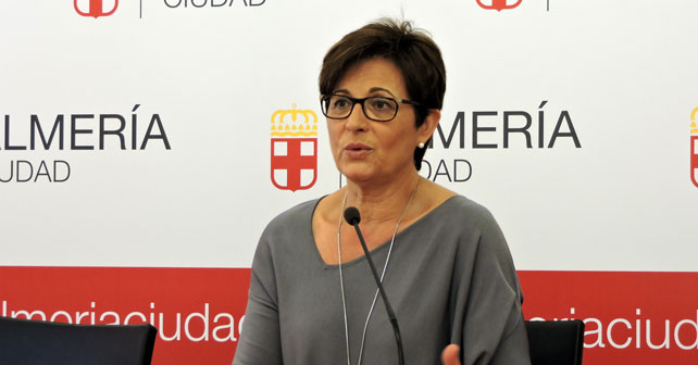 Adriana Valverde, portavoz del PSOE en el Ayuntamiento de Almería