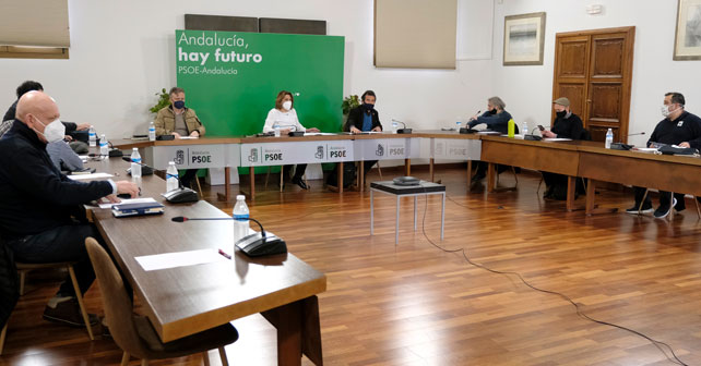 Reunión de Susana Díaz con organizaciones ecologistas