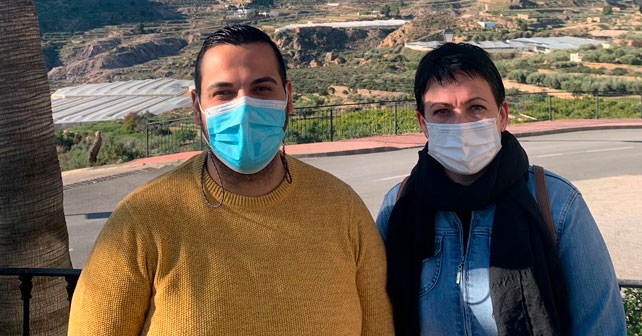 José Miguel Sánchez, Secretario de Organización del PSOE de Alhama de Almería y Cristina Zayas, concejala del PSOE en el ayuntamiento