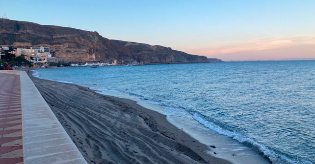 Playa de Aguadulce