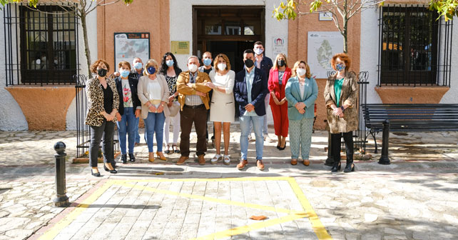 Visita de la secretaria general del PSOE de Andalucía, Susana Díaz, a Moclín (Granada)