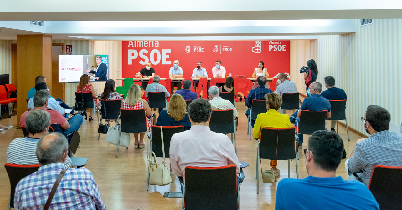 Reunión de la Comisión Ejecutiva Provincial del PSOE de Almería con Juan Espadas (Archivo)