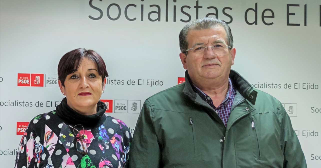 Los concejales socialistas, Maribel Carrión y José Miguel Alarcón