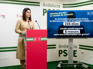 Noemí Cruz en rueda de prensa