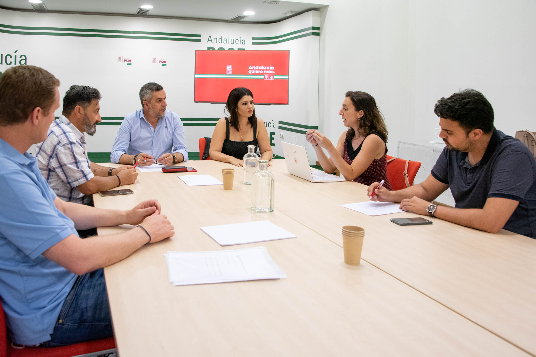 El PSOE defiende una educación pública y de calidad y sitúa a la comunidad educativa en el centro de las decisiones políticas