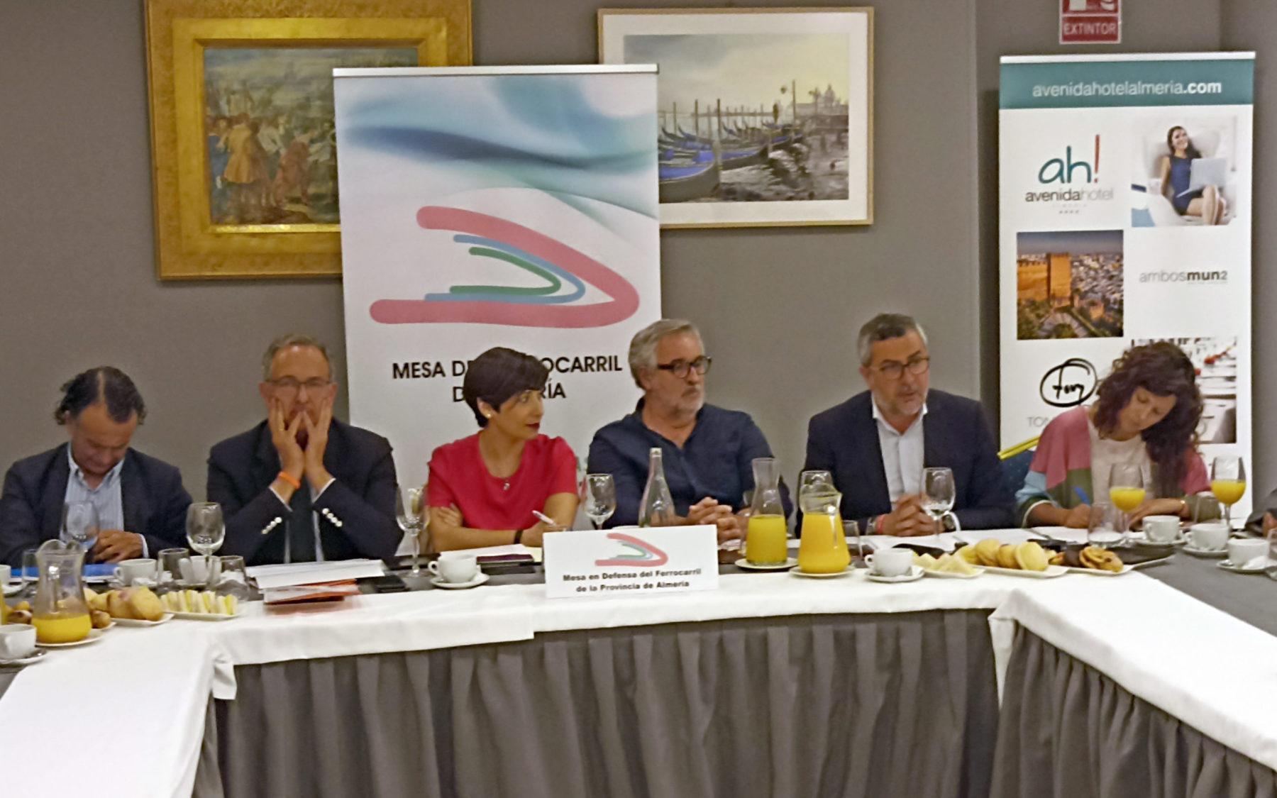 Lorenzo Cazorla: «Existe una apuesta decidida del Gobierno de España con el ferrocarril en Almería que se materializa en los más de 1.000 millones para el AVE en dos años»
