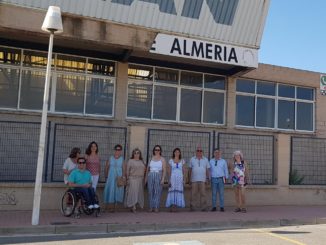 Visita de concejales del PSOE en el Ayuntamiento de Almería a Costacabana