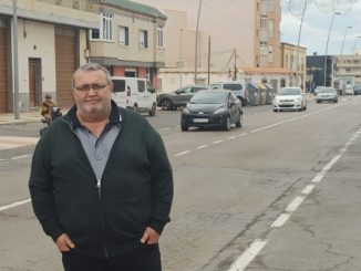 Manolo García en la carretera de Cortijos de Marín