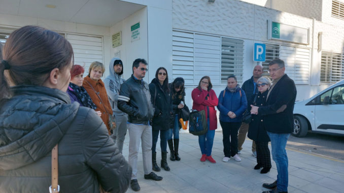 Sánchez Teruel conversa con familias afectadas del Princesa Sofía