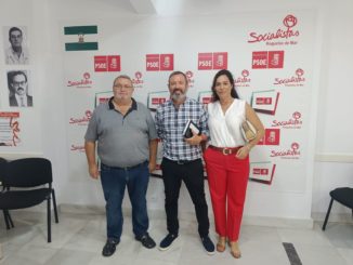 Ediles socialistas tras la comisión