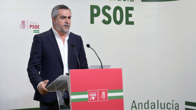 Juan Antonio Lorenzo Cazorla en rueda de prensa