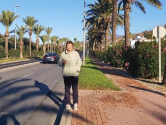 Araceli Sobrino en la Avenida de Almerimar