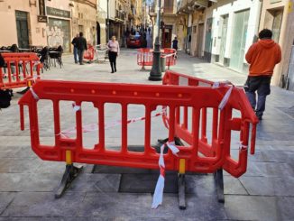 Arranque de árboles en la Calle Trajano