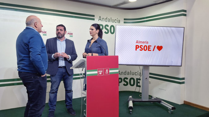 Antonio Gutiérrez, Juan Manuel Ruiz y Noemí Cruz en rueda de prensa