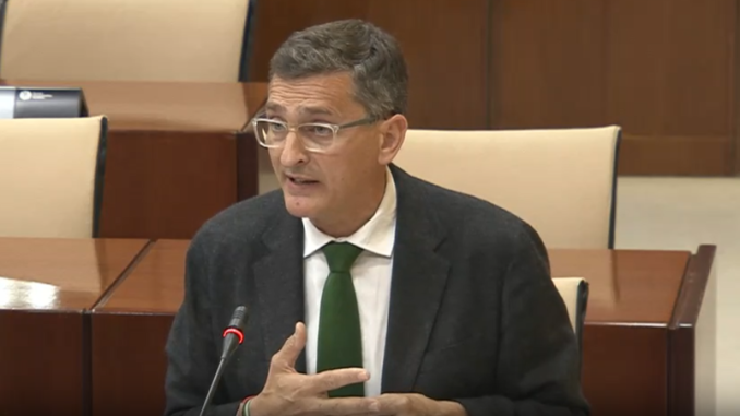 Sánchez Teruel durante la comisión