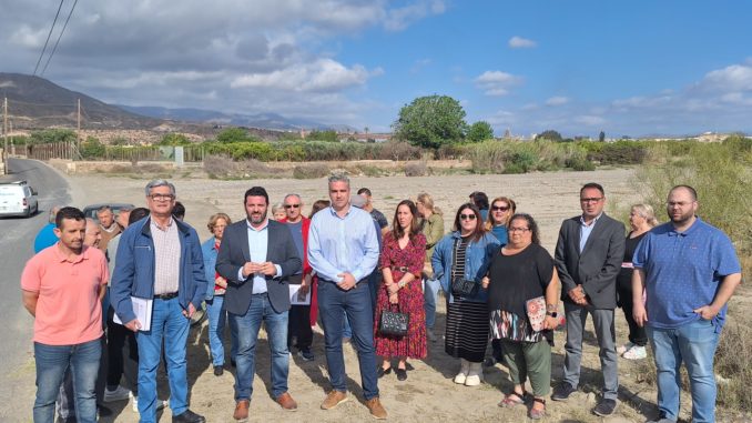 Juan Manuel Ruiz con alcaldes y concejales y concejalas del Bajo Andarax