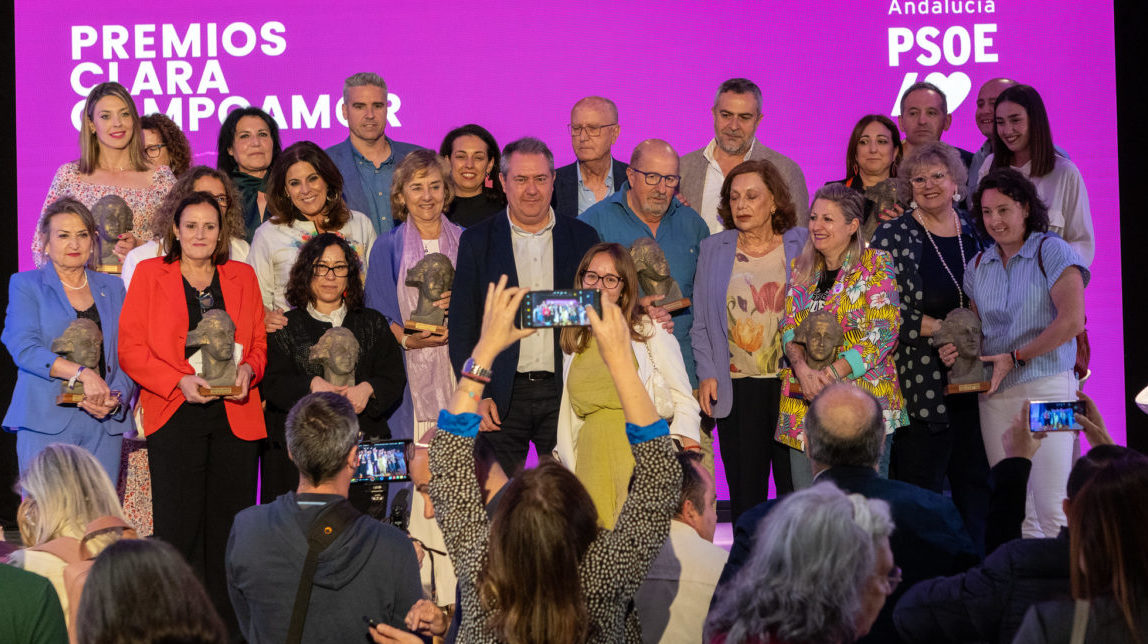 Juan Espadas pide atajar la invisibilización de las mujeres: “El feminismo es nuestra bandera y lucharemos contra los retrocesos”