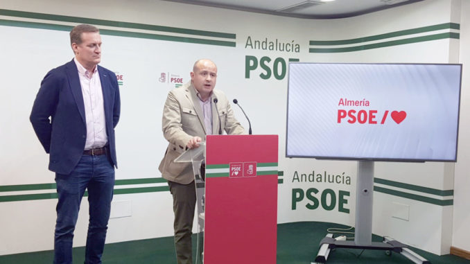 Antonio Martínez y Raúl Enriquez en rueda de prensa