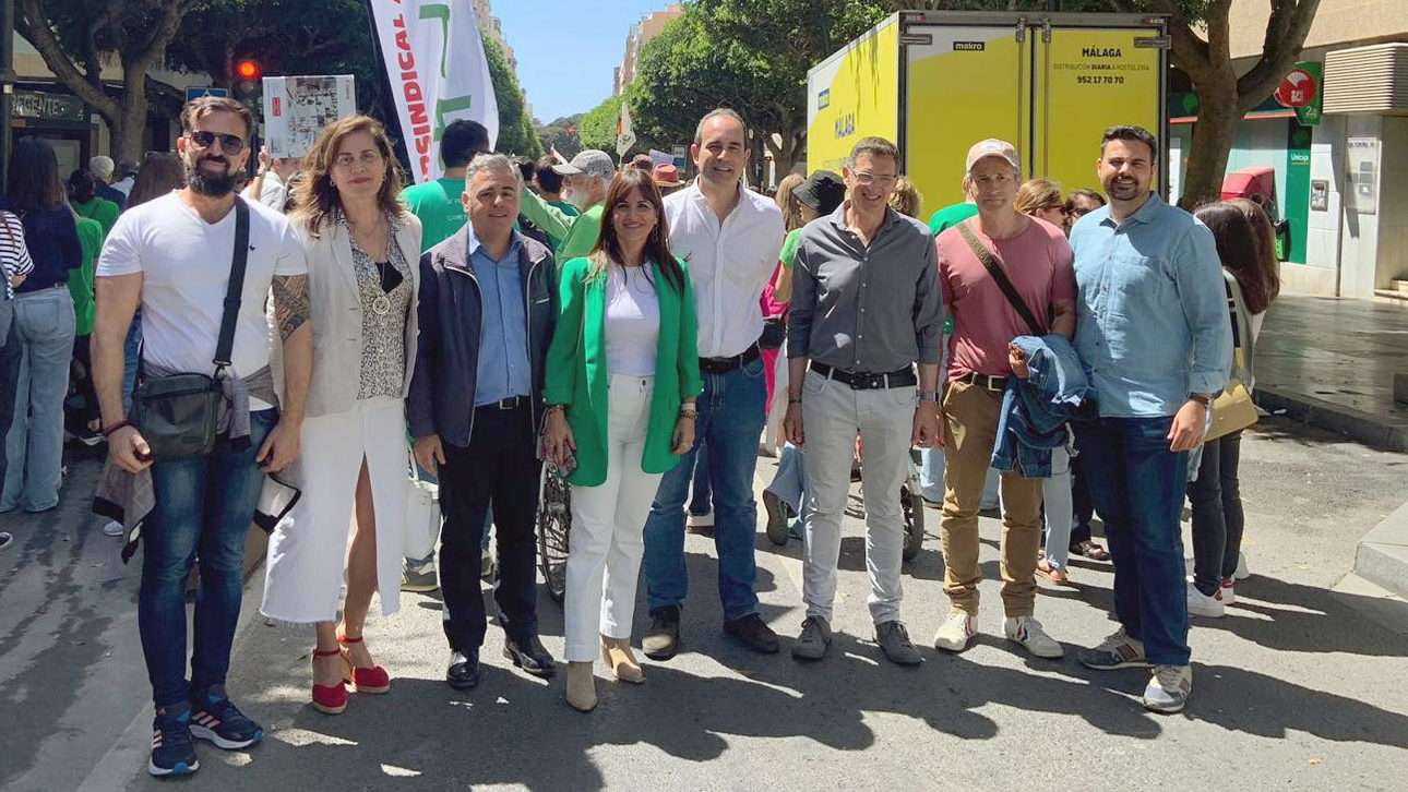 El PSOE se suma a las reivindicaciones de docentes y exige a Juanma Moreno que aumente las plantillas y reduzca ratios