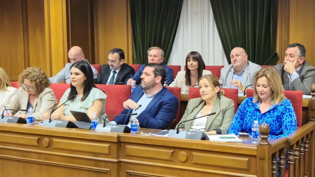El PSOE extrae el compromiso del PP de auxiliar a los pueblos a los que la Junta obliga a hacer un plan del Virus del Nilo
