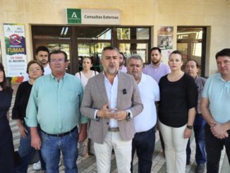 Juan Antonio Lorenzo junto a dirigentes socialistas de la Comarca de Poniente