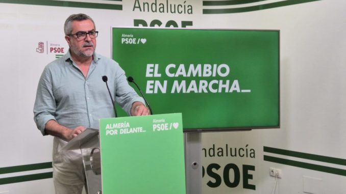 Lorenzo en rueda de prensa Lorenzo en rueda de prensa