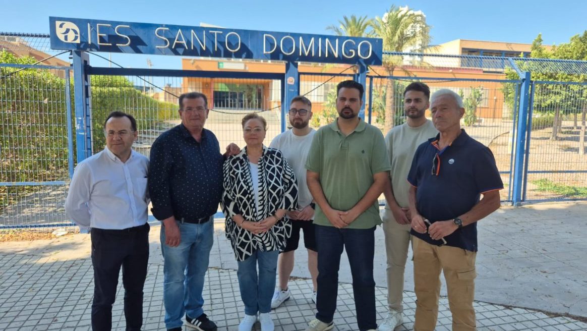 Moreno Bonilla deja en la “estacada” a 40 alumnos de El Ejido que querían estudiar un Ciclo Superior sanitario de FP