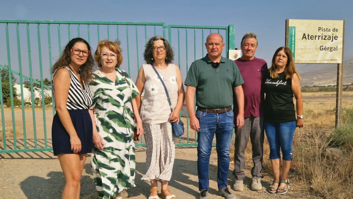 El PSOE reprocha a Moreno Bonilla que deje a Gérgal sin el avión de carga “necesario” para la extinción de incendios